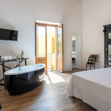 Iancura - Di Design A Salina Guest house Santa Marina Salina