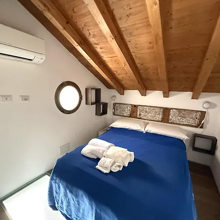 Guest house Iancura - Di Design A Salina Santa Marina Salina